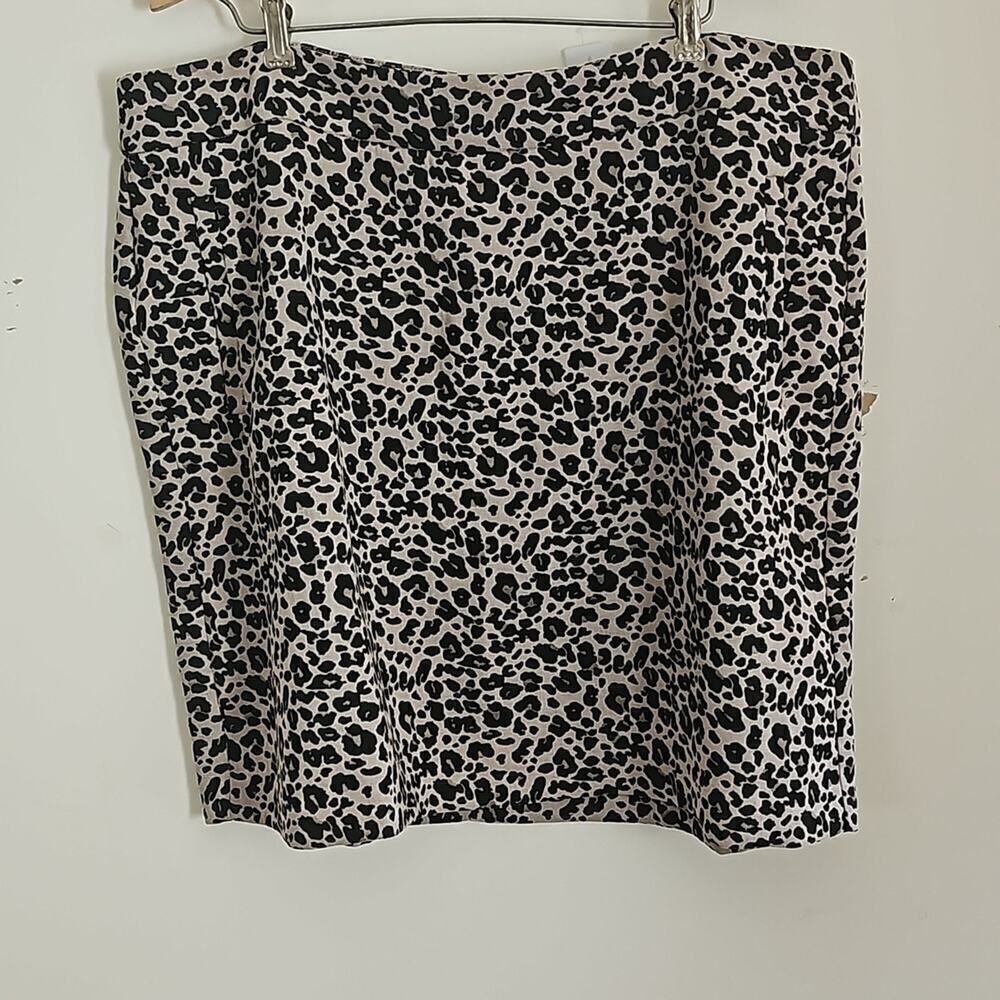 LOFT NWT Black & Tan Animal Print Skirt Size 16 W